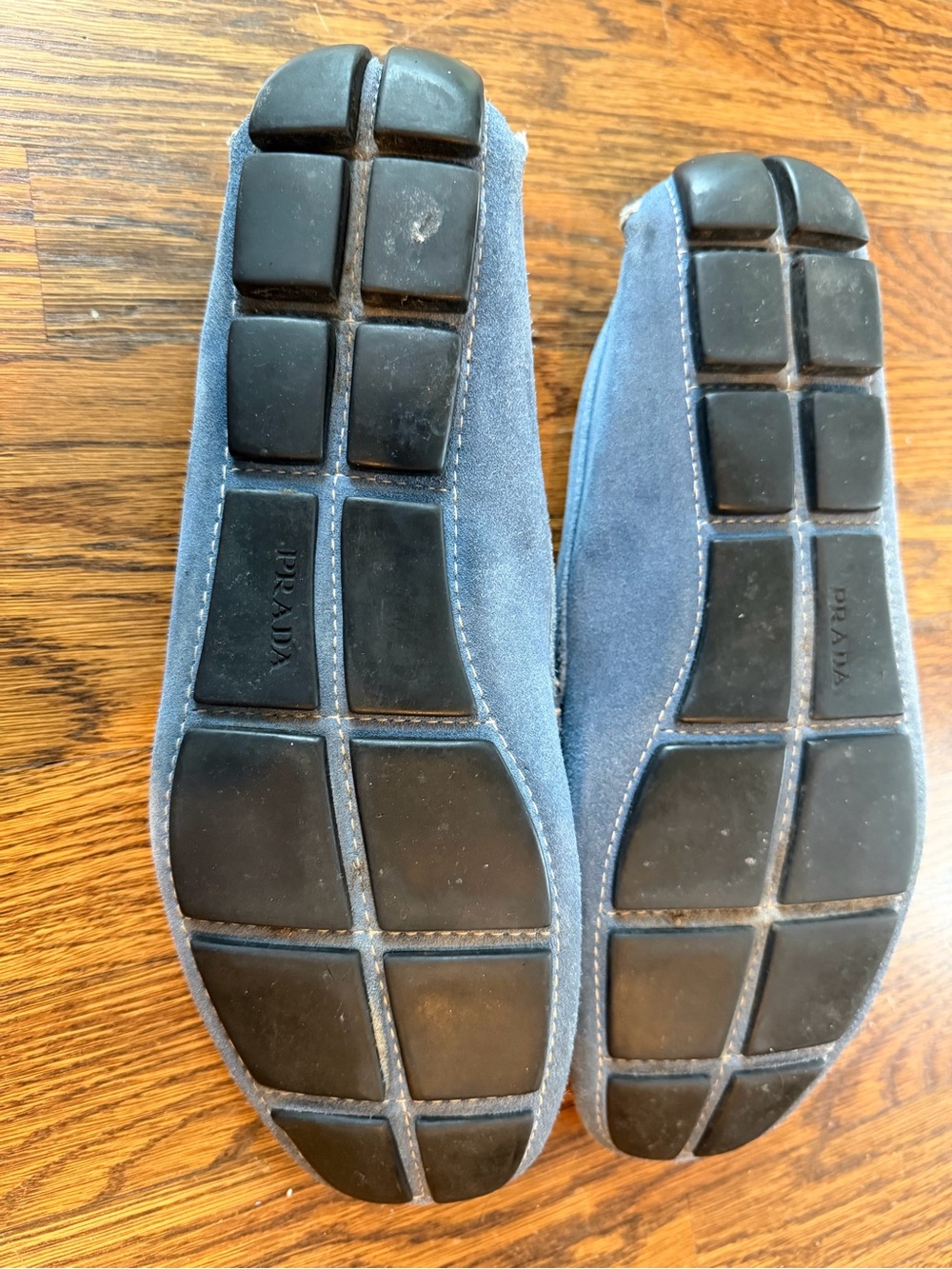 Prada Men’s Blue Suede Drivers - Picture 5 of 9